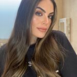 Ximena Navarrete Instagram - @pepegutierrezoficial made me do it 😂👁️💚 estos pupilentes los pueden conseguir en su salón … @pepegutierrezstudio green eyes 💁🏻‍♀️ (amigos es solamente una foto, son solo unos pupilentes que vende mi amigo @pepegutierrezoficial y no son permanentes, yo también soy muy feliz con mis ojos color café, tranquilos amores ✌🏻JUST FOR FUN… repito… just for fun 📢 ) todos los comentarios de hate… sacando frustraciones que solo reflejan traumas de quien los escribe, serán bloqueados y eliminados 🤭 por su atención gracias 😏!
