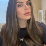 Ximena Navarrete Instagram - @pepegutierrezoficial made me do it 😂👁️💚 estos pupilentes los pueden conseguir en su salón … @pepegutierrezstudio green eyes 💁🏻‍♀️ (amigos es solamente una foto, son solo unos pupilentes que vende mi amigo @pepegutierrezoficial y no son permanentes, yo también soy muy feliz con mis ojos color café, tranquilos amores ✌🏻JUST FOR FUN… repito… just for fun 📢 ) todos los comentarios de hate… sacando frustraciones que solo reflejan traumas de quien los escribe, serán bloqueados y eliminados 🤭 por su atención gracias 😏!