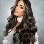 Ximena Navarrete Instagram - Gracias amore @pepegutierrezoficial como siempre y hace tantos años ya por cuidar mi pelo y hacerme este diseño de color tan lindo ( regresamos un poquito a mi tono natural de pelo ) y el único que logra convencerme de locuras … me puso unas extensiones maravillosas que me dan un volumen increíble (no se sienten nada, están cómodas ) 🔝 🙌🏻 hace muchísimos años que no me animaba a ponerme extensiones de pelo pero aprovecharé para estar muy volada con mi pelo un ratito antes de que nazca el baby y esté en postparto 😂 … amé verte a ti y tu equipo !!! Gracias por todo 🫶🏻 nos vemos pronto !!!! @pepegutierrezstudio y que tal mi panzón de casi 33 semanas muy cómoda con @lebump.mx