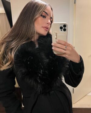 Ximena Navarrete Instagram - Lista para ser jurado de la edición número 71 de @missuniverse !!! 🙌🏻Que emoción 🫰🏻… este año no les puedo publicar mi lista de favoritas porque seguiré los lineamientos que hacemos cuando formamos parte del jurado… comenten sus favoritas para ganar 👑👇🏻! #MissUniverse2022