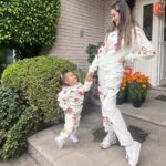 Ximena Navarrete Instagram – Muy combinadas Xime y mamá 🩷 gracias tía @luciahgarate por nuestros pants 💋