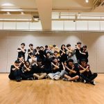 Xiumin Instagram - 입대전 마지막 연습을 오스피셔스(AUSPICIOUS)와 함께했다!! 항상 최선을 다해줘서 고맙고 이번 'Xiuweet Time'도 멋진 퍼포먼스 보여주자!! 잘부탁해요🌙