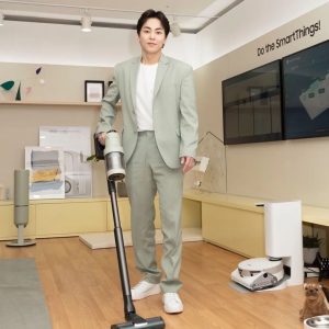 Xiumin Instagram - 혼자사는 나에게 지름신을 부르게 한 삼성전자 비스포크 라이프 행사.. 우리집 가전제품도 모두 비스포크 컬렉션으로 맞추고 싶다.. Ai 기능과 환경을 생각하는 이번 신제품을 구경하며 정말 즐거운 시간 보냈습니다~ 초대해주셔서 감사합니다!

#비스포크라이프#Bespokelife #Everydaysustainability #삼성비스포크 #가전을나답게 #Ad