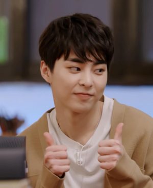 Xiumin Instagram - 이제 저도<신과함께>에 함께하게 되었어요>.<

매주 금요일밤 10시30분 '채널S'

많.관.부!🍷

#신과함께 #당신과함께 #시우민과함께