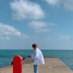 Xiumin Instagram - '너는 내가 걷는 모든 이유'