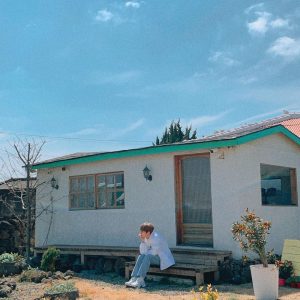 Xiumin Instagram - '너는 내가 걷는 모든 이유'
