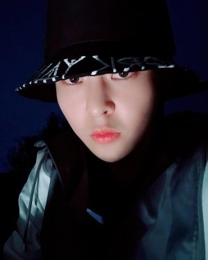 Xiumin Instagram - 무섭지?ㅋㅋ