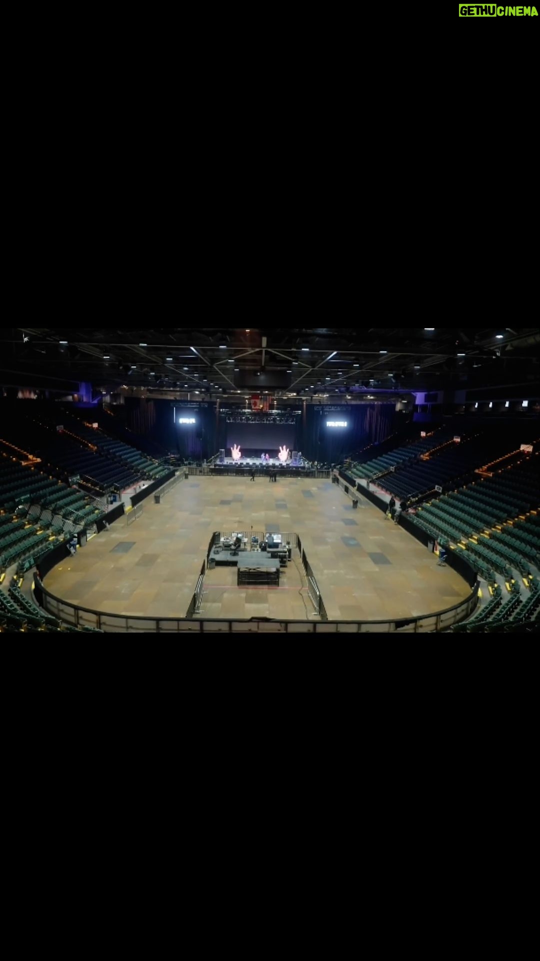 Xzibit Instagram - Posted @withregram • @icecube Jumped off the Straight Into Canada tour in Abbotsford. Murdered it. New Canadian dates go on sale tomorrow—icecube.com/tour (link in bio).