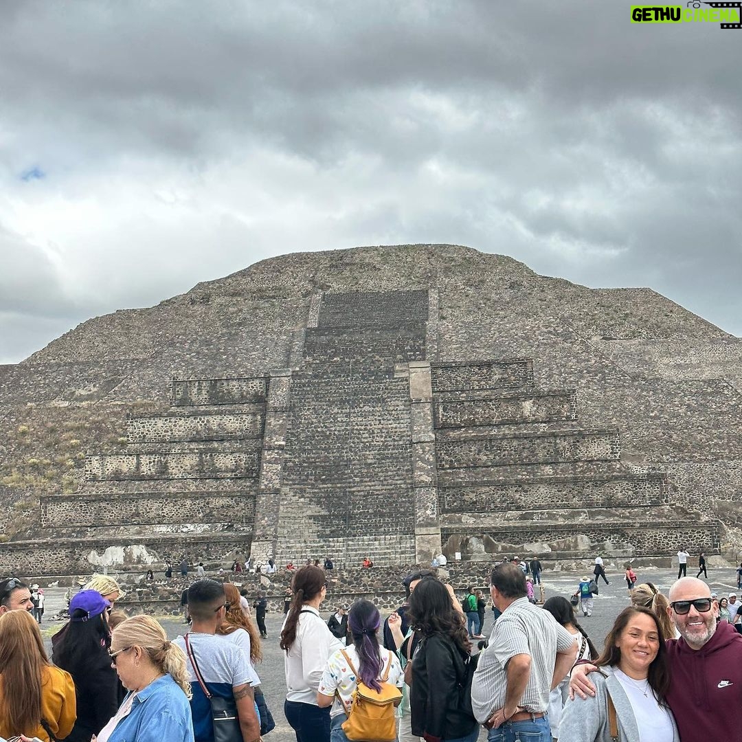 Xzibit - 24.4K Likes - Came to see the pyramids. Great call. This was dope.
#Mexico