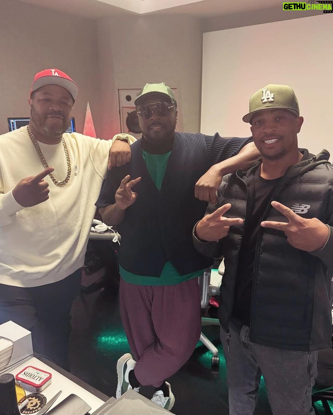Xzibit Instagram - Posted @withregram • @taydoevision All gas. No brakes. @iamwill X @xzibit ‼️ What can this collab sound like❓. #BlackEyedPeas #Compton @openbarent #KingMaker