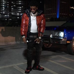 YFN Lucci Instagram - Don’t matter shit that I’m goin’ through 
I know Imma be alright
I told myself I ain’t giving up till the day I die
Life hard, but mi nuh want it easy on mi
Fuck all who nuh believe inna mi
I’ma keep giving my all
I’ma be forever ballin