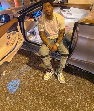 YFN Lucci Instagram - Happy Fly Day to Me #FreeMe