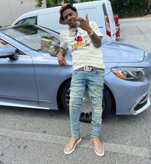 YFN Lucci Instagram - Caption this for me yal I couldn’t think of one ...........