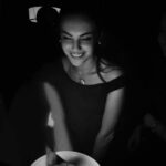 Yağmur Tanrisevsin Instagram - Her mumla ayrı bir dilek diledim 🫠🎂🙏🥲🤍