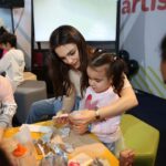 Yağmur Tanrisevsin Instagram - Çocuk Sanat Festivali’nde Seramik Atölyesi 🤍✨ #tb @cocuklarinfestivali