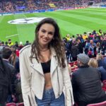 Yağmur Tanrisevsin Instagram - Beni, San Siro'da oynanan Şampiyonlar Ligi Yarı Final maçına davet eden @off____white ‘ a çok teşekkürler ⚽️🥅🏟️ Thanks to @off____white for inviting me to Champions League Semi Final Match in San Siro @ft__75 🙏 #işbirliği San Siro Stadio