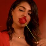 Yaashika Aanand Instagram - You’re the ketchup to my fries – a little messy, but absolutely necessary.”🙊❤️🌹 📸 @sathyaphotography3 💄 @alana_makeupstudio 💇‍♀️ @arithaarambridalstudio 👗 @eshush_thedesignerstudio 🪡 @affluent_choices 💍 @ishhaara 💃 @nyaan.soundarya
