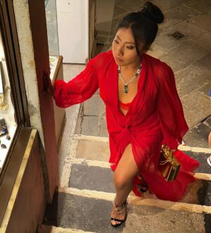 Yalitza Aparicio Instagram - ♥️♥️♥️ 

Festival de Venecia …. Impact Award

💍 @cartier 
👗 @pabloriveraag  @dolcegabbana 
Manager @pimientafilms  @nicocelismx 
RP: 📷 @manunavarro