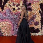 Yalitza Aparicio Instagram – ¡Y siempre con orgullo de ser mexicana!…. 
Este fin de semana en México se presentó la colección de @dior inspirada en Frida Khalo y es un honor haber atestiguado una Fusión de la cultura mexicana con @dior 

🖤🖤🖤🖤 @dior 🖤 @diorbeauty 🖤🖤🖤🖤
👗 @pabloriveraag 
💄 @ger.parra 
💇🏽‍♀️ @rasec.hair 
💅🏽 @grace_nails13 
Rp: @manunavarro 
Manager: @pimientafilms