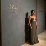 Yalitza Aparicio Instagram – “El diseño de Cartier: un legado vivo”
La gran noche de a noche 🤩🤩🤩
💍 @cartier
📸 @manunavarro
👗 @pabloriveraag
💄 @ger.parra
💇🏽♀️ @gabiokka
💻 @pimientafilms Museo Jumex