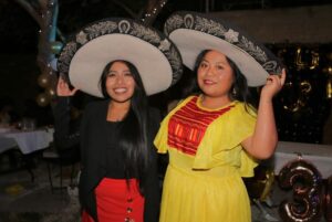 Yalitza Aparicio Instagram - Que estos momentos sean eternos 😘🙂😇… 
#veintisiempre  #29 y #30 #veintisiempre 
📸 @irireis 
.
.
.
☺️ aún tengo más fotos 😉