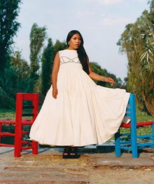 Yalitza Aparicio Instagram - Piel morena 😍🥰 … 
.
.
.

Fotografía: Camila Falquez
Estilismo: Salvador Cosio
Maquillaje: Gerardo Parra
Peluquería: Erick Moreno
Producción: Jessica Abraham y Harry Zehenny @ All the Embers; Yamel Thompson y Verónica León @ Agüita
Scouting: Alberto Polansky y Luis Cobian
Asistente de fotografía: Albert Font
Asistente de estilismo: Ana Cecilia Mayen