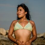 Yalitza Aparicio Instagram – Cada vez que tengo este tipo de fotos, me da pena compartirlas, por comentarios que surgen …pero siempre hablo de amor propio..y la verdad es que me amo tal como soy 😍😍. 
Además, soy la versión más joven, del resto de mi vida. 
.
.
.
#amorpropio 
PD. No hemos dejado las tlayudas 🤣… en Oaxaca es imposible dejar de comer.

 📷 @alain.luna.fotografia