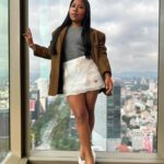 Yalitza Aparicio Instagram – Fuga la tortuga … vámonos a ser felices
#lagranseducción #netflix …. 30 de agosto
👗 @pabloriveraag @prada
💍 @cartier
💄 @ger.parra
💇🏽♀️ @gabiokka
👩🏾💻 @pimientafilms
Rp @nmda_mx