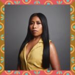 Yalitza Aparicio Instagram - EP. 01: YALITZA APARICIO. La madrina de Cable a Tierra es la actriz y activista Yalitza Aparicio. Yalitza nació en 1993 en Tlaxiaco, Oaxaca y estudió para ser educadora. En 2016 audicionó para el papel de Cleo, personaje principal de la película Roma (2018), dirigida por Alfonso Cuarón. Su extraordinaria actuación la convirtió en la primera mujer indígena y la segunda mujer mexicana en recibir una nominación en la categoría de mejor actriz de los premios Óscar. Yalitza también fue la primera mujer indígena en aparecer en la portada de Vogue. Después de Roma, ha realizado ocho papeles en largometrajes, series de televisión y cortometrajes. Ha ganado doce premios y tiene 34 nominaciones. En 2019 fue nombrada como una de las 100 personas más influyentes de la revista TIME y como una de las 50 mejores actuaciones de la década según IndieWire. Desde su debut cinematográfico hasta el día de hoy, se ha dedicado a abogar por distintas causas sociales como igualdad de género, los derechos de los pueblos indígenas y por las garantías constitucionales de las trabajadoras domésticas. En octubre de 2019, Yalitza fue nombrada Embajadora de la UNESCO. Ha realizado más de doce campañas con marcas como Christian Dior, Cartier, Head & Shoulders y Airbnb. Ha co-conducido los Latin Grammy y los Golden Globes, presentado premios en los BAFTA, Arieles, Independent Spirit Awards, entre otros. Ha participado en video musicales, audiolibros y ha aparecido en portadas para revistas como Elle, Marie Claire, Vanity Fair y The Hollywood Reporter. Gracias, Yalitza, por esto y más. *LINK EN BIO.*