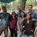 Yalitza Aparicio Instagram - Muchas gracias a todos lo que se tomaron el tiempo de felicitarme ayer (aun ando respondiendo mensajitos) gracias por ser parte de esta aventura de los 20s y que sigan formando parte de mis 30’s que sin duda serán muchas pata aventuras. Eternamente agradecida con todos, los Amo 🥰 📷 1. Mi mamá despertándome con mañanitas y mis gelatinas y flores favorita. 📷 2. Feliz en mis 30’s ... sin achaques 📷 3. Las primeras amigas visitando (faltó una amiga en la foto) 📷 4. El segundo ramos de rosas de la persona que más admiró y estimó. 📷 5. Mis amigos de CDMX festejandome los cumple. 📷 6. La gran descripción de los 30’s 📷 7 y 8 el pastelito no podía faltar 🥰 si no hay pastel no son cumpleaños