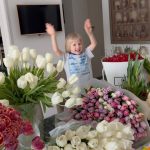Yana Rudkovskaya Instagram - Так хочется чтобы день - 8 марта был у нас каждый день ! С праздником , дорогие , мамы , бабушки , девочки и женщины ! Пусть исполняются все Ваши мечты ! И пусть у каждой из Вас, весна будет в сердце ! Сияйте ❤️