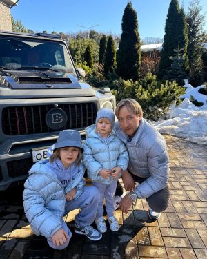 Yana Rudkovskaya Instagram - С моими пацанами 😎🤍