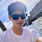 Yang Yang Instagram – 🕶️