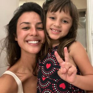 Yanna Lavigne Instagram - Feliz natal meu povo!! Reflitam sua existência e atitudes no mundo, e que aqui, experienciemos o máximo do amor ❣️