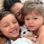 Yanna Lavigne Instagram - Bom dia mais gostoso da minha vida, faltou o papai que sai para sua caminhada matinal as 5 a.m ❤️