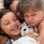 Yanna Lavigne Instagram - Bom dia mais gostoso da minha vida, faltou o papai que sai para sua caminhada matinal as 5 a.m ❤️