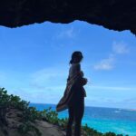 Yanna Lavigne Instagram - Cheguei, aterrei. Dia das cavernas. Me fez lembrar Platão e seu mito. Fernando de Noronha