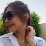 Yara Instagram - خلصوا كل وراق الورد بس حبي الكم ما رح يخلص 😍 #أسبوع_سعيد ❤️ من مجموعتي #بتحب_ما_بتحب 🌼 #LoveMeLoveMeNot #Yara | #يارا United Arab Emirates