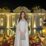 Yara Instagram - أجواء #رمضان دايماً فيها سحر خاص ❤️🌙 Thanks @katiasamra for the invitation 😍 #Yara | #يارا . . . #رمضان_2023 #رمضان_كريم #RamadanKareem #Ramadan2023 #اجواء_رمضانيه United Arab Emirates