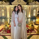 Yara Instagram - أجواء #رمضان دايماً فيها سحر خاص ❤️🌙 Thanks @katiasamra for the invitation 😍 #Yara | #يارا . . . #رمضان_2023 #رمضان_كريم #RamadanKareem #Ramadan2023 #اجواء_رمضانيه United Arab Emirates