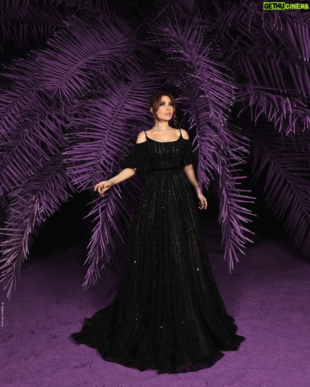Yara Instagram - Lost in 💜✨ 📸 From yesterday’s wedding Dressed by: @labourjoisie @sharbel_azar 🖤 Jewelry: @samrajewellery Hair: @wassimsteve Contact lens: My collection “Lava Gray” @samacontactlens 👁 Photos by: @zobiansaadofficiall #Yara | #يارا . . . #يارا_لوفرز #yaralb_lovers #yarafans #يارا_فانز United Arab Emirates