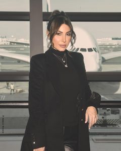 Yara Instagram - #هلا_مرحب من السعودية 🇸🇦 كتير سعيدة بتواجدي في هذا الحدث الفني العظيم. كيف تحضيراتكم ل #ليلة_صوت_الأرض؟ 💚 Stylist: @slimi7 Coat: @maisonbmore Bag: @maisonvalentino Photographer: @zobiansaadofficiall Hairstyle: @fadiaelmendelek_dubai Jewelry: My Collection #LoveMeLoveMeNot with @samrajewellery #Yara | #يارا . . . #ذكريات_طلال_مداح #السعوديه #المملكة_العربية_السعودية #الرياض #SaudiArabia #Riyadh Traveling