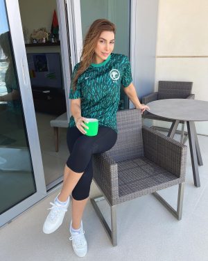 Yara Instagram - صباح التفاؤل بعرف انو المباراة صعبه كتير بس كلنا أمل فيكم يا #الأخضر💚🙏🏻🇸🇦

عزيزي #ميسي أرجوك لا تقسو عليهم🥹

#السعوديةXالأرجنتين

#Yara | #يارا 

. . .
#fifa #football #qatar #worldcup 
#الأخضر_في_المونديال #FIFAWorldCup2022 #FiFAworldCup #كأس_العالم_قطر_2022 #كأس_العالم_2022