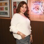 Yara Instagram - . سعيدة جداً إنّي انتهيت من تسجيل ألبومي اللبناني والمصري القادم في الأستديو الجديد الخاص فيني اللي أخد فترة طويله ليصير جاهز للتسجيل… واكيد متل كلّ مرة إنتاج شركتي #TMusic وتوزيع شركة #وتري…انتظرونا بعد شهر رمضان ان شاءالله وانتظروا مفاجآة جديده وقوية رح تصدر من هالمكان ❤️🎶 شو رأيكم بالأستديو الجديد؟ حبيتوا الألوان😍؟! #NewAlbum | #StayTuned @tmusic_production | @watarydigital #Yara | #يارا United Arab Emirates