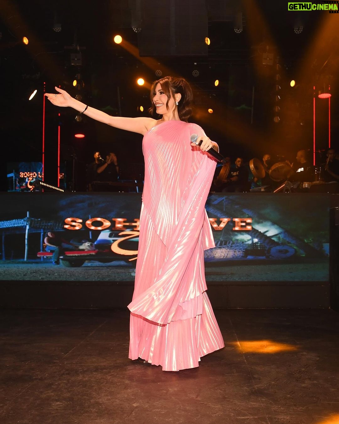 Yara Instagram - شو حلوة الليالي وانتوا دايماً ببالي 💖 📸 from my concert at @sohogardenpalm @soholivedxb Dressed by: @fauxconsultancy @semsem 😍 Styled by: @khalilzein.official Makeup by: @alberto_makeup Jewelry: @samrajewellery Contact lens: My collection “Lilium Hazel” @samacontactlens 👁 Photos by: @zobiansaadofficiall #Yara | #يارا United Arab Emirates