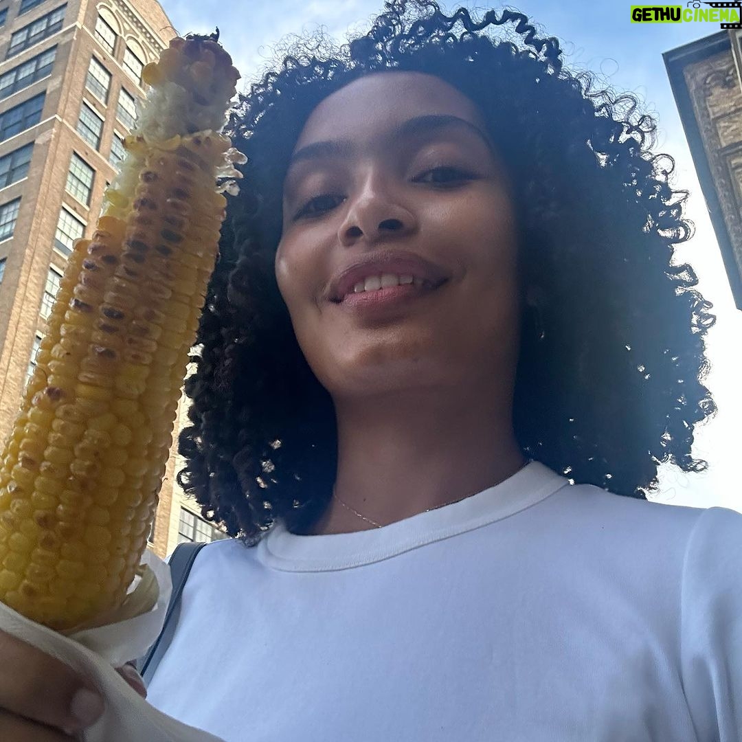 Yara Shahidi Instagram - borough-ing 🪢