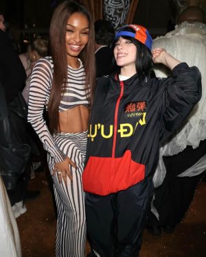 Yara Shahidi Instagram - After the party 🖤🤍 #METGALA