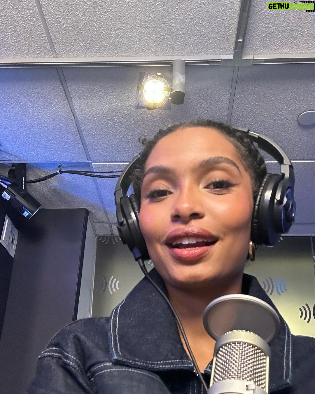 Yara Shahidi Instagram - Tink flew through a New York minute ✨🧚🏽♂️ #PeterPanandWendy