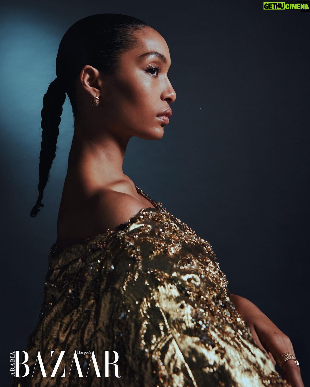 Yara Shahidi Instagram - Made of Gold ⚜️ @harpersbazaararabia