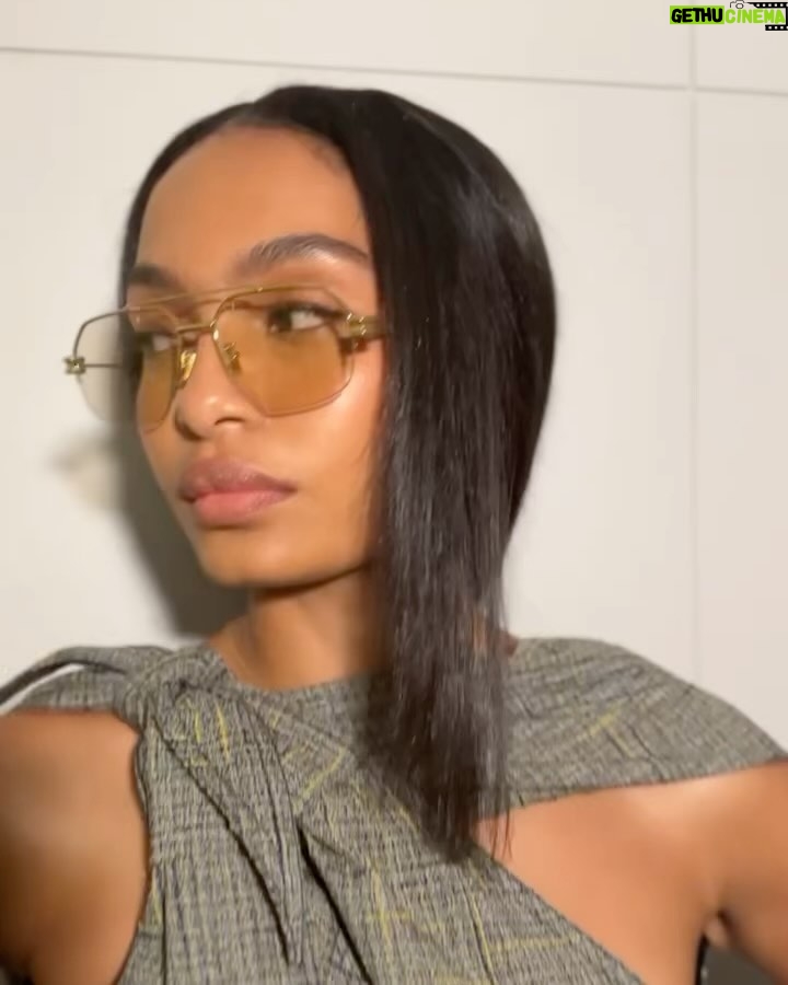 Yara Shahidi Instagram - @matthieu_blazy did it again πΊοΈπ #BottegaVeneta Milan, Italy